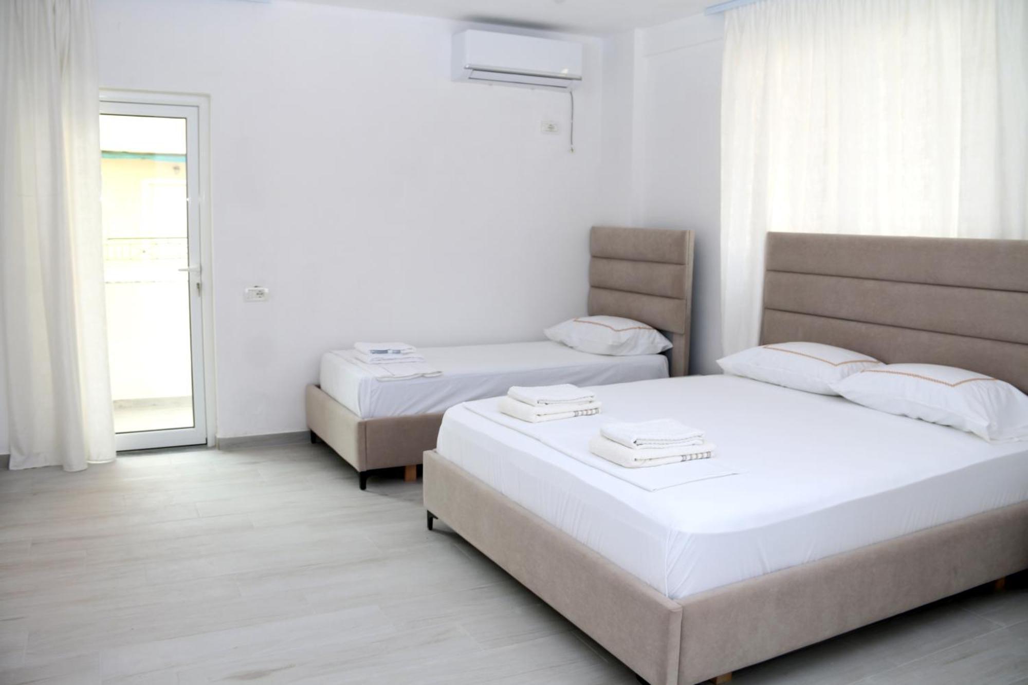 Vila Jovani Sarande Luaran gambar